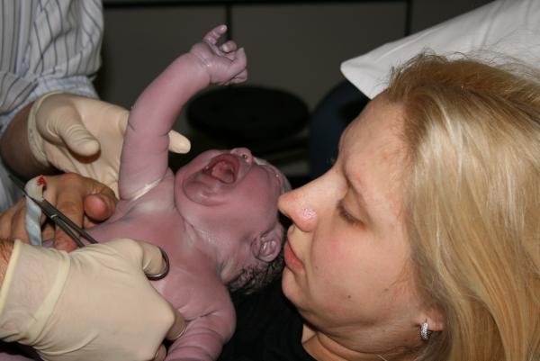 Alana net geboren., geplaatst door mama Lizanne op 2007-11-03