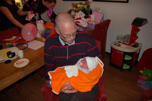 Alana net geboren., geplaatst door mama Lizanne op 2007-11-05