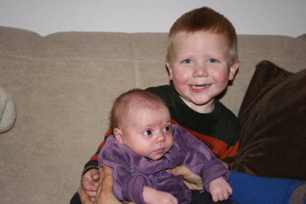 Jesse en Alana., geplaatst door mama Lizanne op 2007-12-02