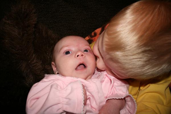 Alana met Jesse., geplaatst door mama Lizanne op 2007-12-15