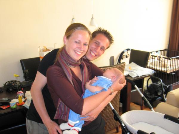 Merijn bij Maria en Kusters, geplaatst door papa Boudewijn op 2004-06-12