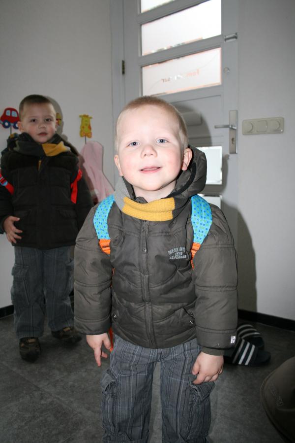 Jesse en Merijn gaan naar school!, geplaatst door mama Lizanne op 2008-01-07