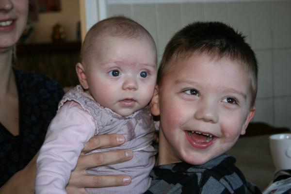 Alana en Merijn., geplaatst door mama Lizanne op 2008-02-11