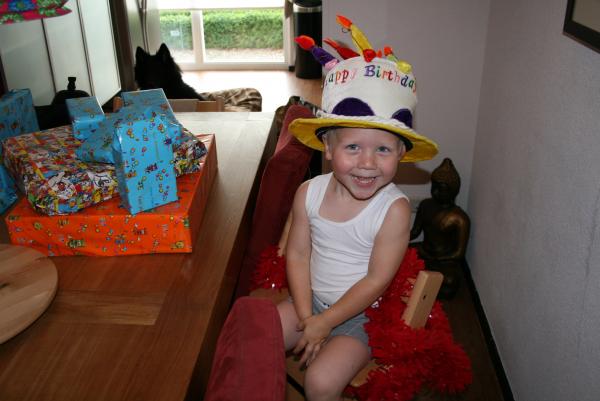Jesse 3 jaar!, geplaatst door mama Lizanne op 2008-08-26
