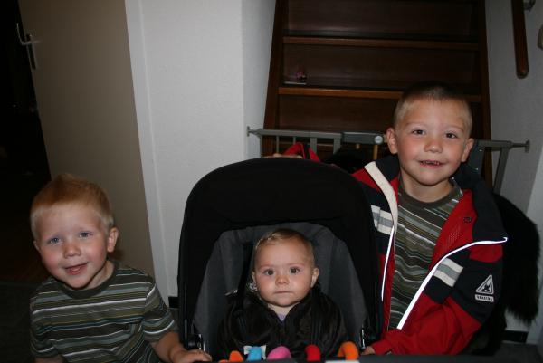 Merijn, Jesse en Alana, geplaatst door mama Lizanne op 2008-09-13