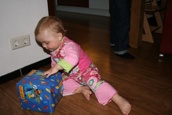 Alana 1 jaar!, geplaatst door mama Lizanne op 2008-11-11