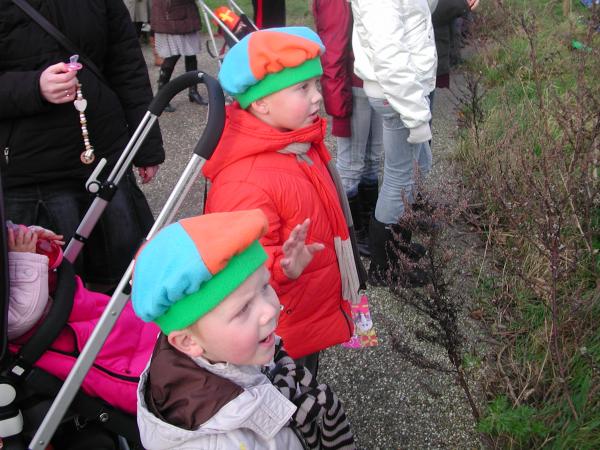 Merijn, Jesse en Alana bij Sinterklaas!, geplaatst door mama Lizanne op 2008-11-16