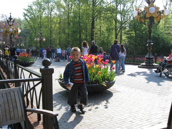 In de efteling!, geplaatst door mama Lizanne op 2009-05-19