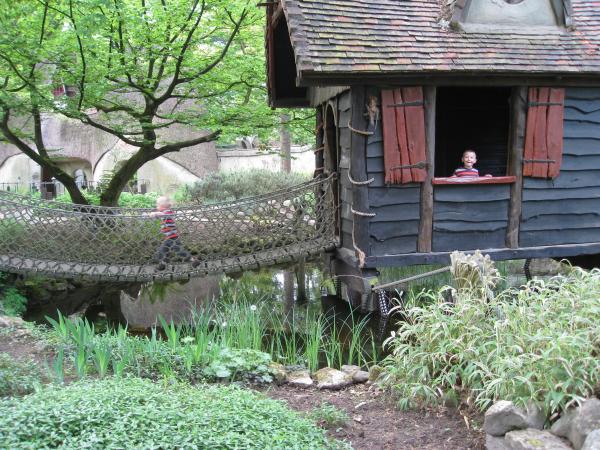 In de efteling!, geplaatst door mama Lizanne op 2009-05-19