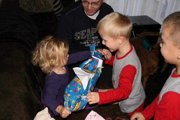 Alana 2 jaar!, geplaatst door mama Lizanne op 2009-11-02