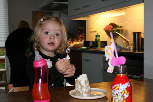 Alana 2 jaar!, geplaatst door mama Lizanne op 2009-11-02