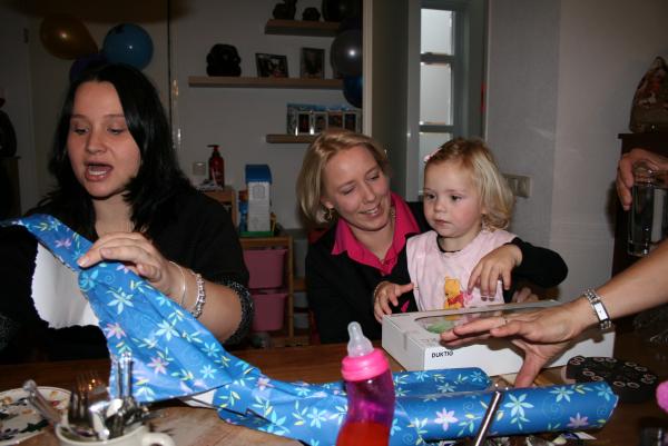Alana 2 jaar!, geplaatst door mama Lizanne op 2009-11-02