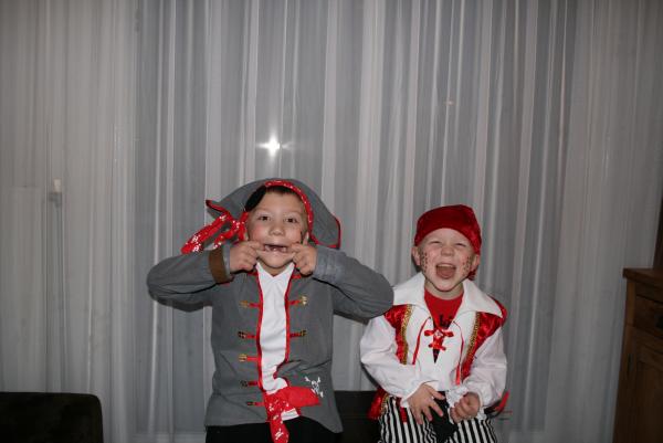 Carnaval, geplaatst door mama Lizanne op 2010-03-17