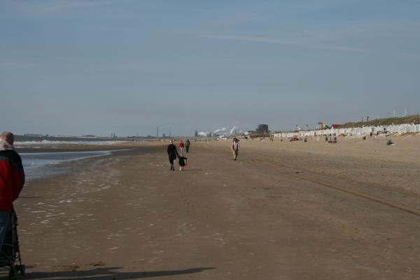 Zandvoort aan Zee 2010, geplaatst door mama Lizanne op 2010-06-02