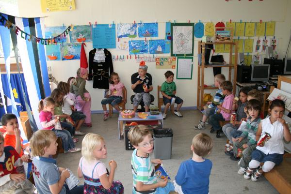 Merijn verjaardag op school 6 jaar!, geplaatst door mama Lizanne op 2010-06-02