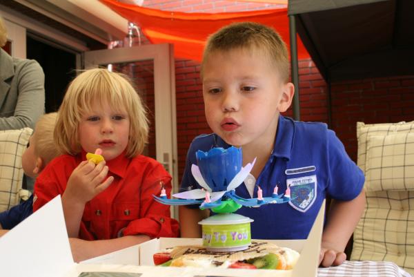 Merijn 6 jaar!, geplaatst door mama Lizanne op 2010-06-02