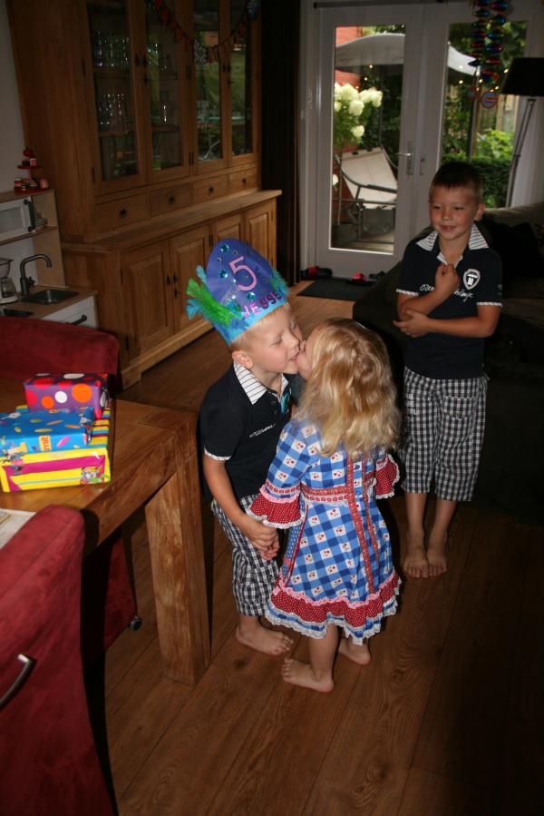 Jesse 5 jaar!, geplaatst door mama Lizanne op 2011-01-09