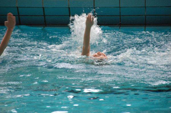 Jesse afzwemmen diploma A, geplaatst door mama Lizanne op 2011-01-09