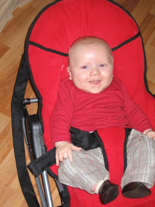 Jesse grote schik!, geplaatst door mama Lizanne op 2005-11-15