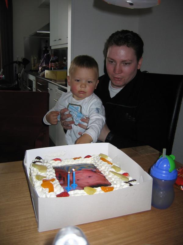 Merijn zijn 2e verjaardag!, geplaatst door mama Lizanne op 2006-05-29