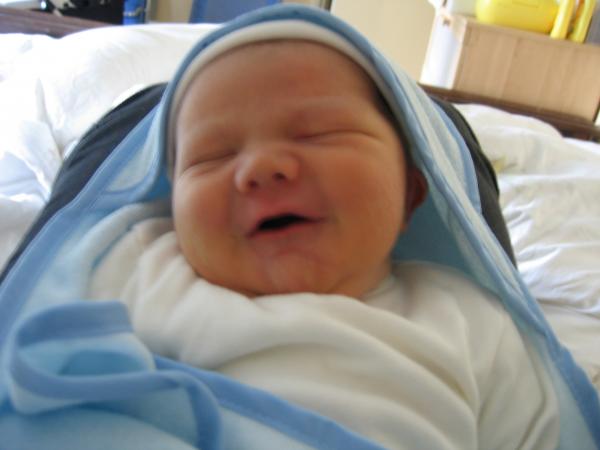 Merijn slapend 5, geplaatst door papa Boudewijn op 2004-06-08