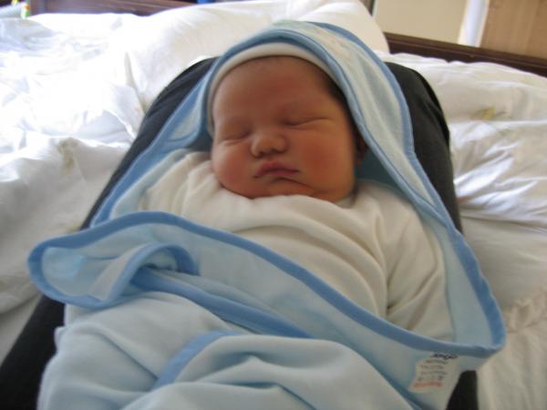 Merijn slapend 7, geplaatst door papa Boudewijn op 2004-06-08