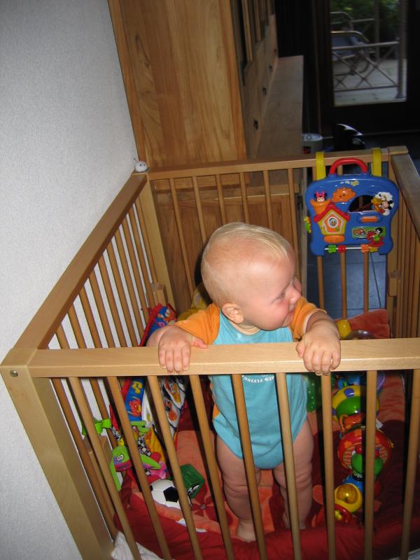 Jesse staat., geplaatst door mama Lizanne op 2006-06-22