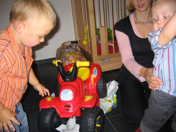 Jesse 1 jaar., geplaatst door mama Lizanne op 2006-08-11
