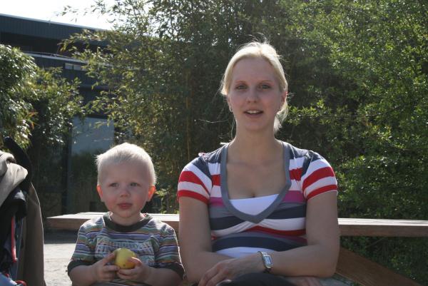 Jesse en Mama, geplaatst door mama Lizanne op 2007-05-25