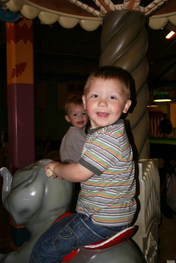 Merijn, geplaatst door mama Lizanne op 2007-05-25