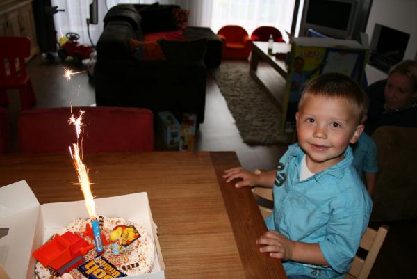 Merijn 3 jaar., geplaatst door mama Lizanne op 2007-05-29