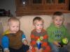 Merijn, Jesse en Thijme samen op de bank., geplaatst door mama Lizanne op 2006-10-17