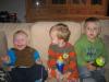 Merijn, Jesse en Thijme samen op de bank., geplaatst door mama Lizanne op 2006-10-17