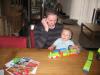 Jesse wacht tot papa klaar is met bellen., geplaatst door mama Lizanne op 2006-10-17