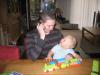 Jesse wacht tot papa klaar is met bellen., geplaatst door mama Lizanne op 2006-10-17